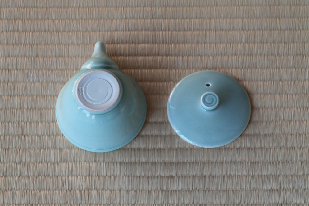 宝瓶 青磁 S 朝日窯工房作｜朝日焼 〜京都・宇治の茶陶 遠州七窯〜